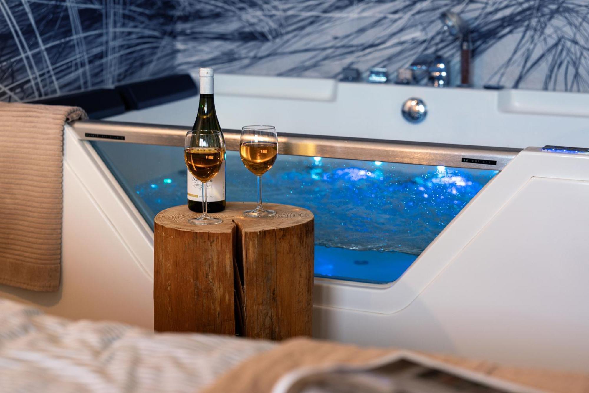 Apartament Z Jacuzzi & Sauna Chillout Kolobrzeg Dış mekan fotoğraf