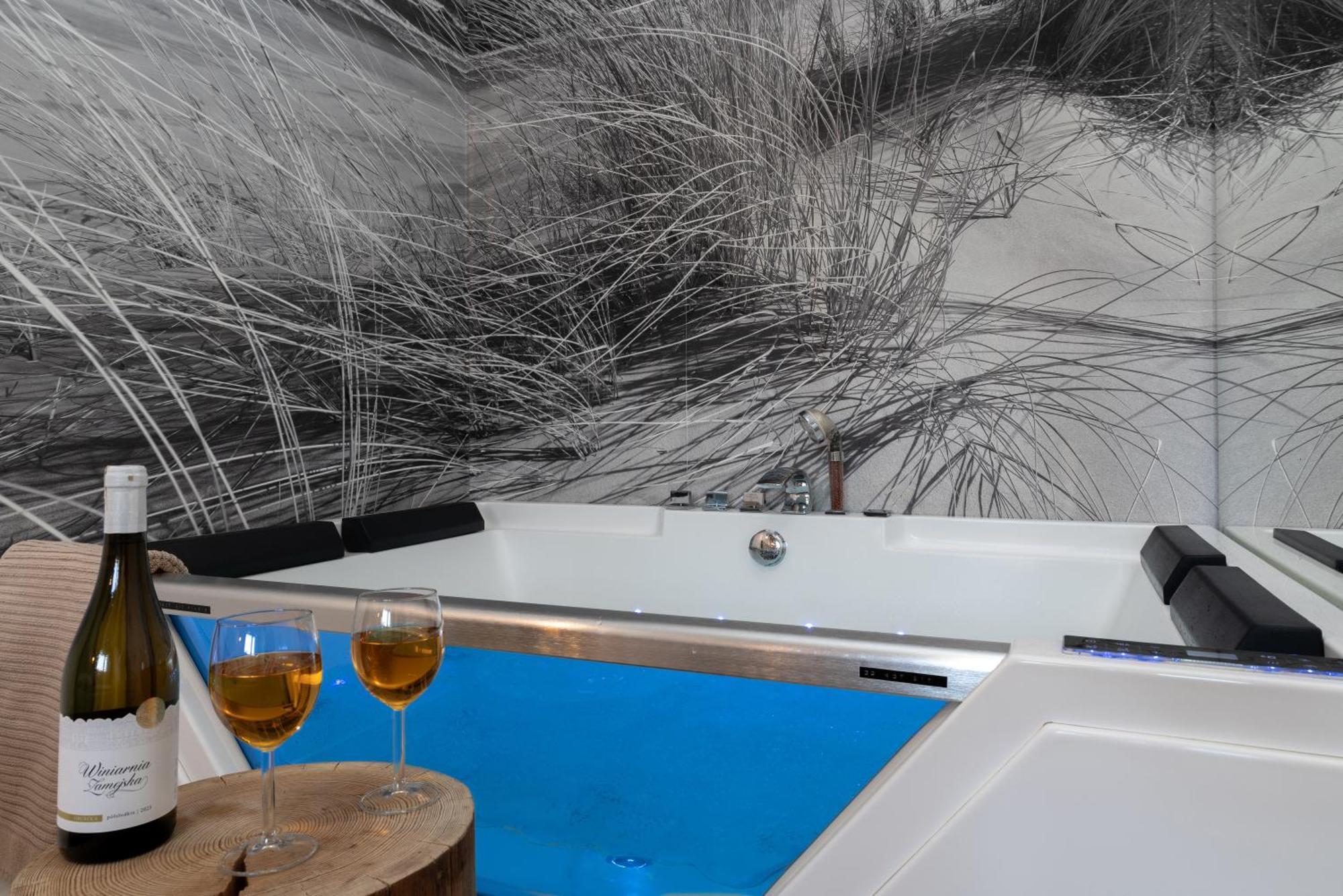 Apartament Z Jacuzzi & Sauna Chillout Kolobrzeg Dış mekan fotoğraf