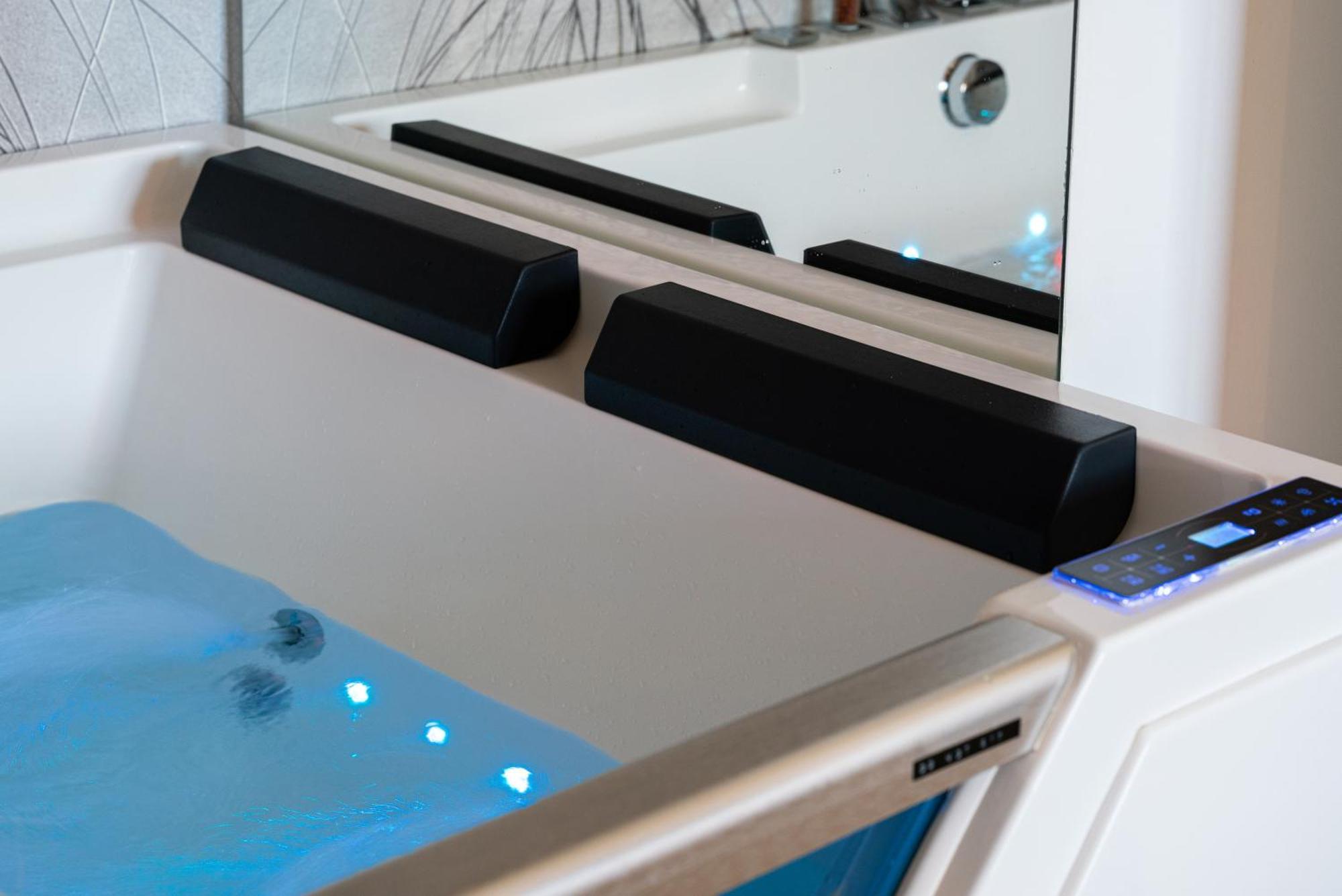 Apartament Z Jacuzzi & Sauna Chillout Kolobrzeg Dış mekan fotoğraf